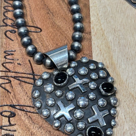 Gorgeous Chimney Butte Sterling Silver Dot & Cross Pendants🥰 - Picture 4 of 8